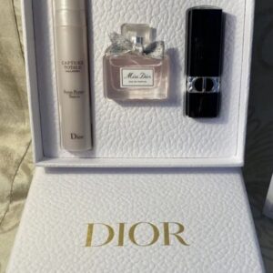 طقم ديور الفاخر – Dior Prestige Set