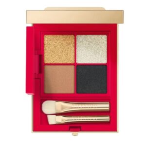 باليت الآيشادو الطابقين من Valentino Beauty