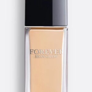 فاونديشن ديور Forever Skin Glow