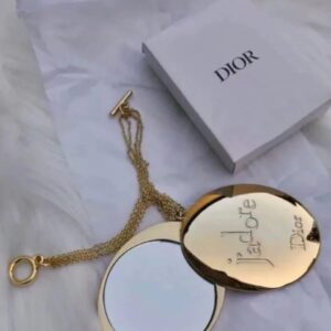 J’Adior Original Handheld Mirror