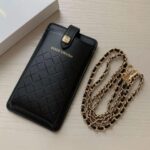 Neue Authentische CHANEL VIP COCO CRUSH Smartphone Umhängetasche – Black
