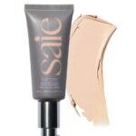 مرطب ملون Saie Slip Tint – Shade 02 Very Light مع SPF 35