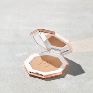 Fenty Beauty Sun Stalk’r Instant Warmth Bronzer