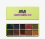 Made By Mitchell Brow Sludge Box – 10 Pan Brow Palette مع فرشاتين