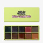 Made By Mitchell Brow Sludge Box – 10 Pan Brow Palette مع فرشاتين