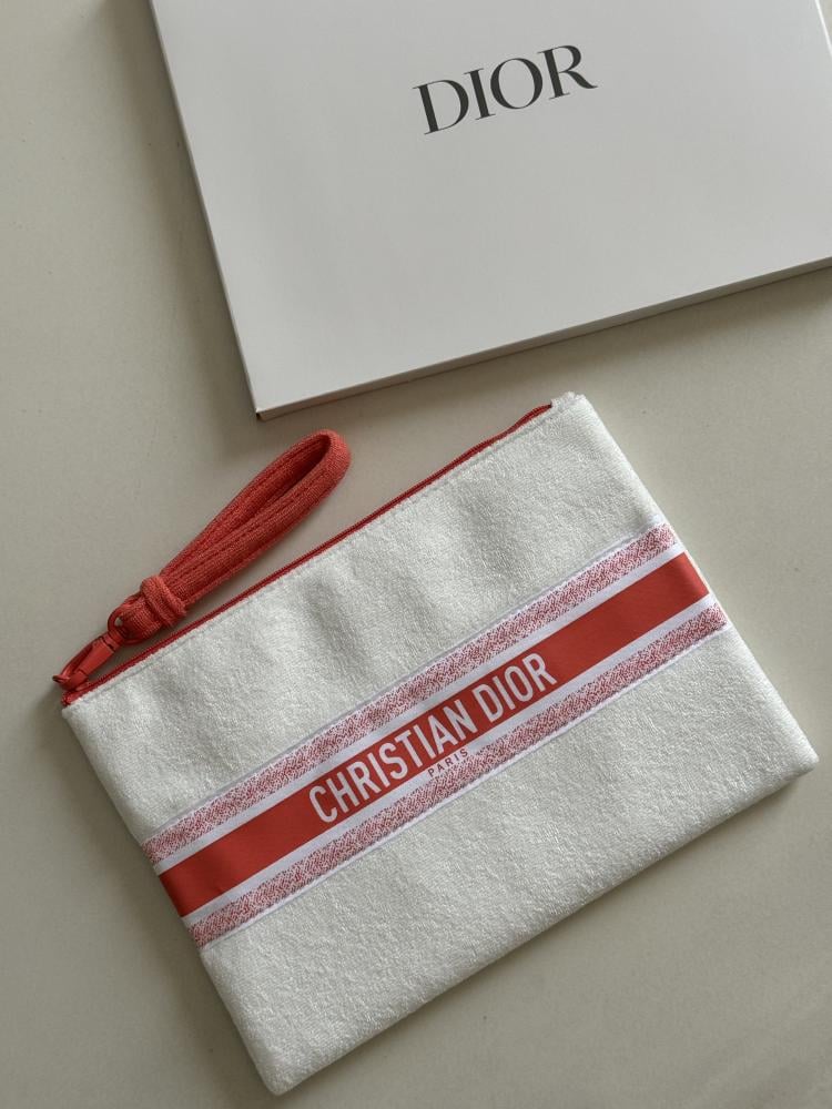 WhatsApp Image 2025-10-27 at 12.52.59 PM (1)