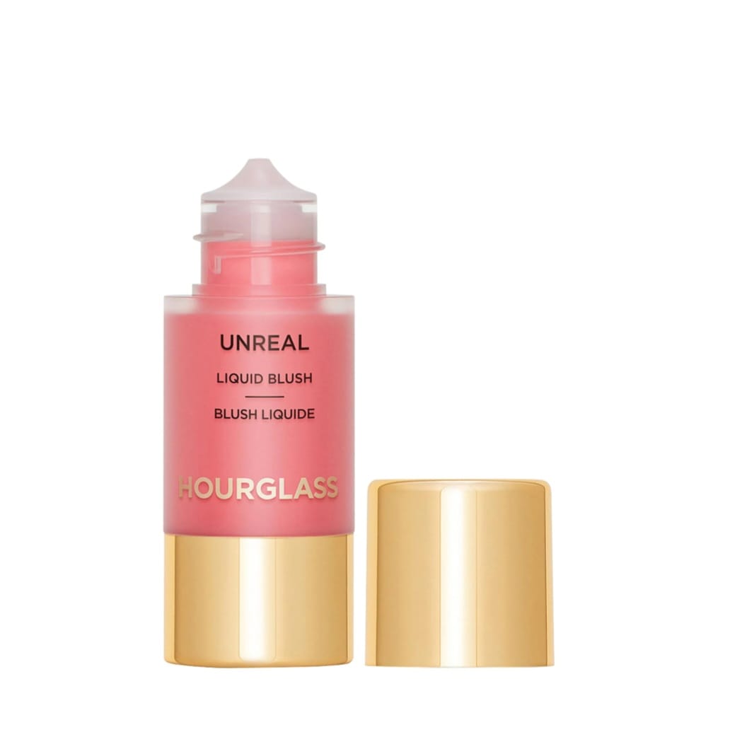 WhatsApp Image 2025-11-21 at 10.34.17 AM Hourglass Unreal Liquid Blush – بلاشر سائل - الصورة 1