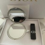 ⁦Dior Icone Satin – مرآة مع أحمر شفاه (إصدار خاص للأعياد) SHADE 720⁩ - الصورة ⁦2⁩