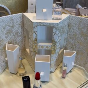 مجموعة هدايا Dior الفاخرة