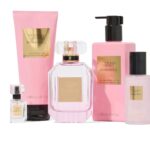 ⁦فكتوريا سيكريت – مجموعة هدايا Bombshell Ultimate Fragrance (5 قطع)⁩ - الصورة ⁦3⁩