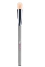 ⁦Huda Beauty – Undereye Buff Brush (فرشاة للكونسيلر والبودرة تحت العين)⁩ - الصورة ⁦2⁩
