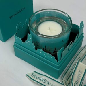 Tiffany & Co. VIP Gift – Cedar Scented Festival London Cityscape Candle