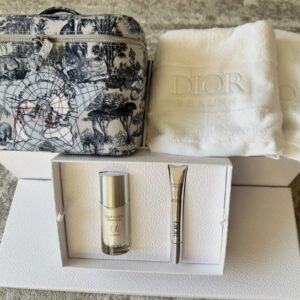Dior Skincare Vanity Case Gift Set – Full Sizeبدون البكس الخارجي الكبير
