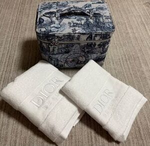 Dior Skincare Vanity Case Gift Set – Full Size with Towels