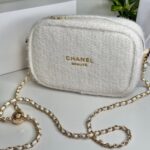 Chanel Beauty Tweed White Cosmetic Bag – Limited Edition