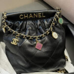 Chanel Resin Charms Chain Bucket Bag – حقيبة شانيل بسلسلة وحلية زخرفية