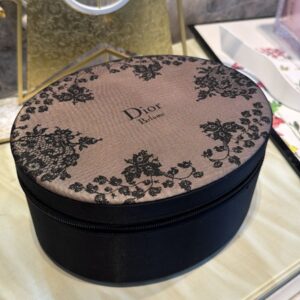 Dior J’adore – Gift Set with Mirror (100ml)