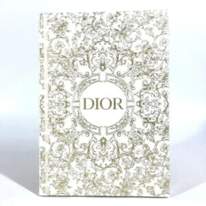 دفتر ديور Dior الذهبي
