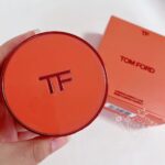 Tom Ford Shade And Illuminate Foundation Soft Radiance – Shade Ivory 03 لون برتقالي