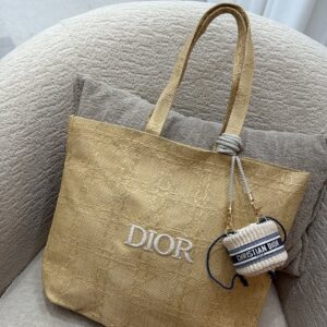 Dior Large Straw Tote Bag – 2026 Edition