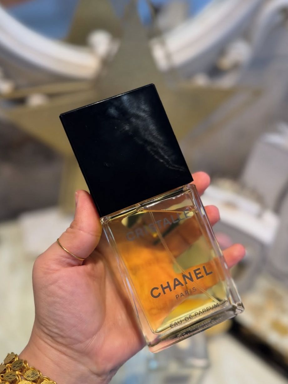 WhatsApp Image 2026-04-28 at 1.15.49 PM Chanel Cristalle Eau de Parfum for Women 100ML - الصورة 1