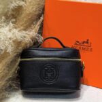Hermès In-The-Loop Black Leather Box Bag with Gold Handle Set