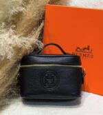 Hermès In-The-Loop Black Leather Box Bag with Gold Handle Set