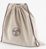⁦Hermès In-The-Loop White Leather Box Bag with Gold Handle Set⁩ - الصورة ⁦2⁩