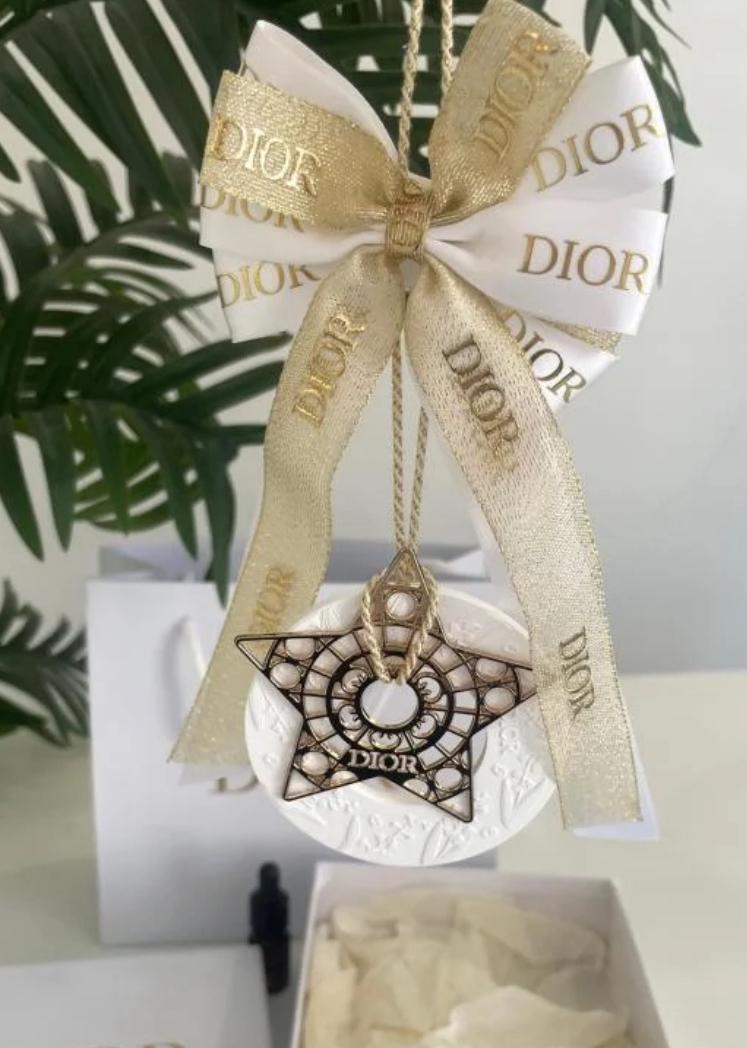 WhatsApp Image 2026-05-11 at 7.10.15 AM Golden Luxury Scented Ornament – Dior Edition - الصورة 1