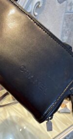 ⁦Makeup & Brush Bag – Chanel Perfume Edition⁩ - الصورة ⁦2⁩