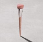 FOUNDATION BRUSH 145