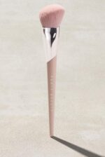 FACE SHAPING BRUSH 125