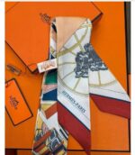 Lenço de Seda Hermès With Hermès Bag