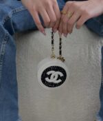 ⁦Chanel Tweed Mini Round Charm Bag⁩ - الصورة ⁦3⁩