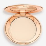 Charlotte Tilbury Airbrush Flawless Finish Powder