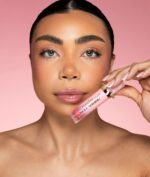 ⁦Stay Shining Crown Lip Oil⁩ - الصورة ⁦4⁩