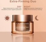 ⁦Clarins Extra-Firming Night Refillable Moisturizer with Collagen Polypeptide + Niacinamide for Dry Skin 50ml⁩ - الصورة ⁦3⁩