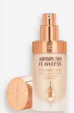 ⁦Charlotte Tilbury Airbrush Flawless Foundation⁩ - الصورة ⁦6⁩