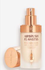 ⁦Charlotte Tilbury Airbrush Flawless Foundation⁩ - الصورة ⁦7⁩