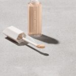 ⁦Fenty Beauty We’re Even Hydrating Longwear Waterproof Concealer⁩ - الصورة ⁦14⁩