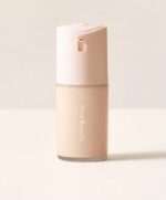 ⁦Rare Beauty True to Myself Natural Matte Longwear Foundation⁩ - الصورة ⁦2⁩