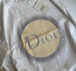 ⁦Dior White Crystal Logo T-Shirt⁩ - الصورة ⁦2⁩