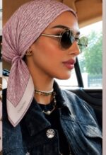 ⁦Christian Dior Miss Dior Pink & White Scarf 90*90CM⁩ - الصورة ⁦2⁩