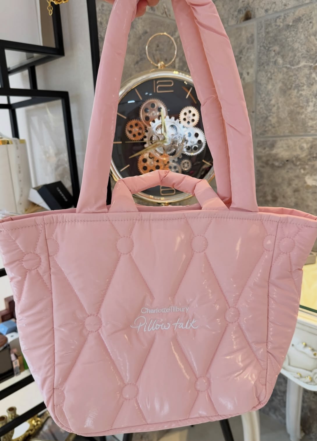 WhatsApp Image 2026-07-31 at 9.52.18 AM (1) Charlotte Tilbury Pillow Talk Tote Bag – Pink - الصورة 1