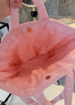 ⁦Charlotte Tilbury Pillow Talk Tote Bag – Pink⁩ - الصورة ⁦3⁩