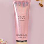 Victoria’s Secret Velvet Petals Shimmer Body Lotion 236ml