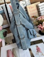⁦Balenciaga Denim Chain Shoulder Bag⁩ - الصورة ⁦5⁩