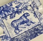 ⁦Dior Toile de Jouy Porcelain Ashtray⁩ - الصورة ⁦2⁩