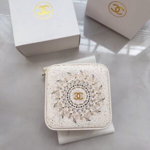 Chanel VIP Jewelry Box – White & Gold