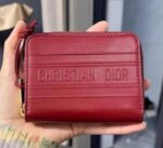 ⁦Dior Beauty VIP Zippy Wallet⁩ - الصورة ⁦3⁩